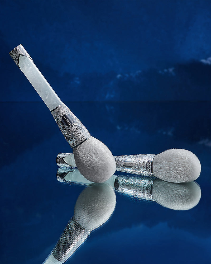 Florasis Impression of Miao Crystal Makeup Brush