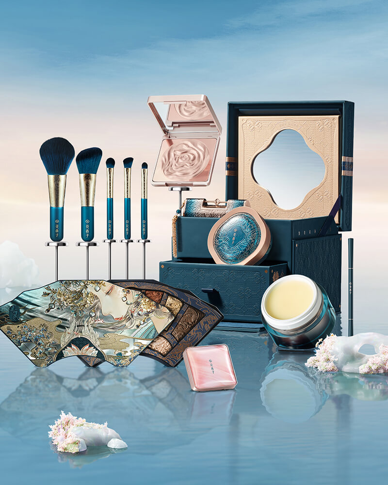 Makeup & Skincare Gift Sets | Men & Women | CLARINS®